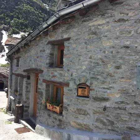 Isère Chic Apartman *